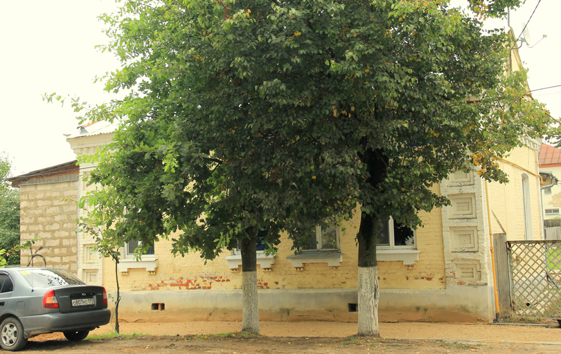 Калужская улица 3)